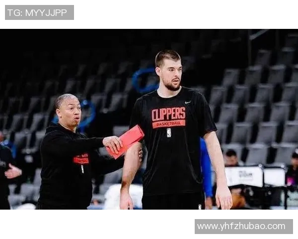 泰伦卢表态快船准备北伐 600万后卫成关键 祖巴茨非致胜X因素